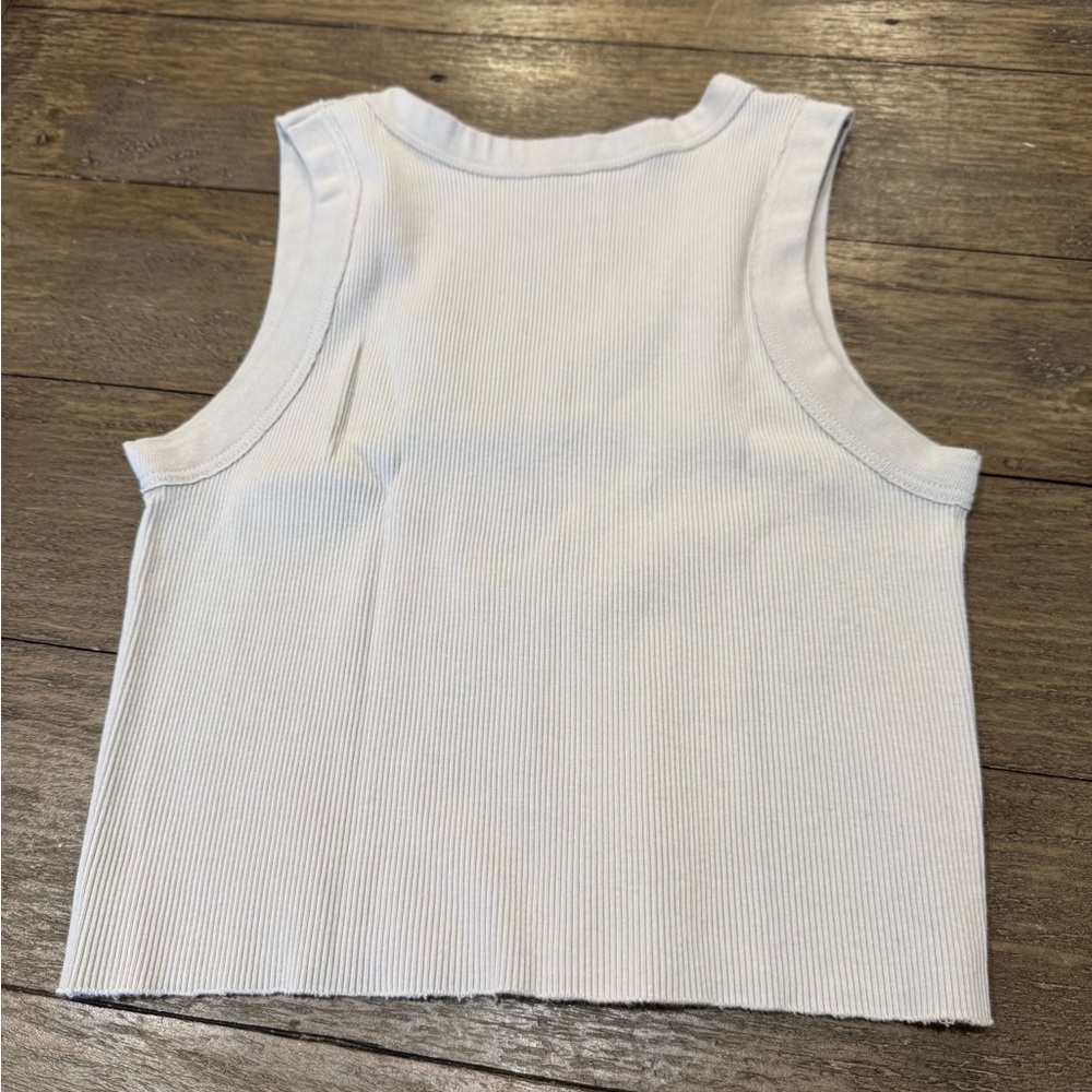 Brandy Melville Crop Tank - Raw Hem - Picture 4 of 6